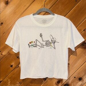 Jupiter moon skeleton taking a selfie graphic crop tshirt
